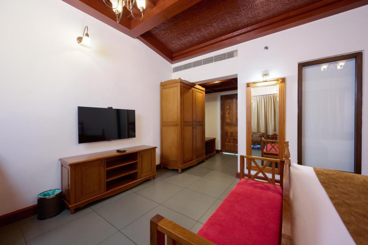 Gokulam Grand Resort & Spa, קומרקום מראה חיצוני תמונה