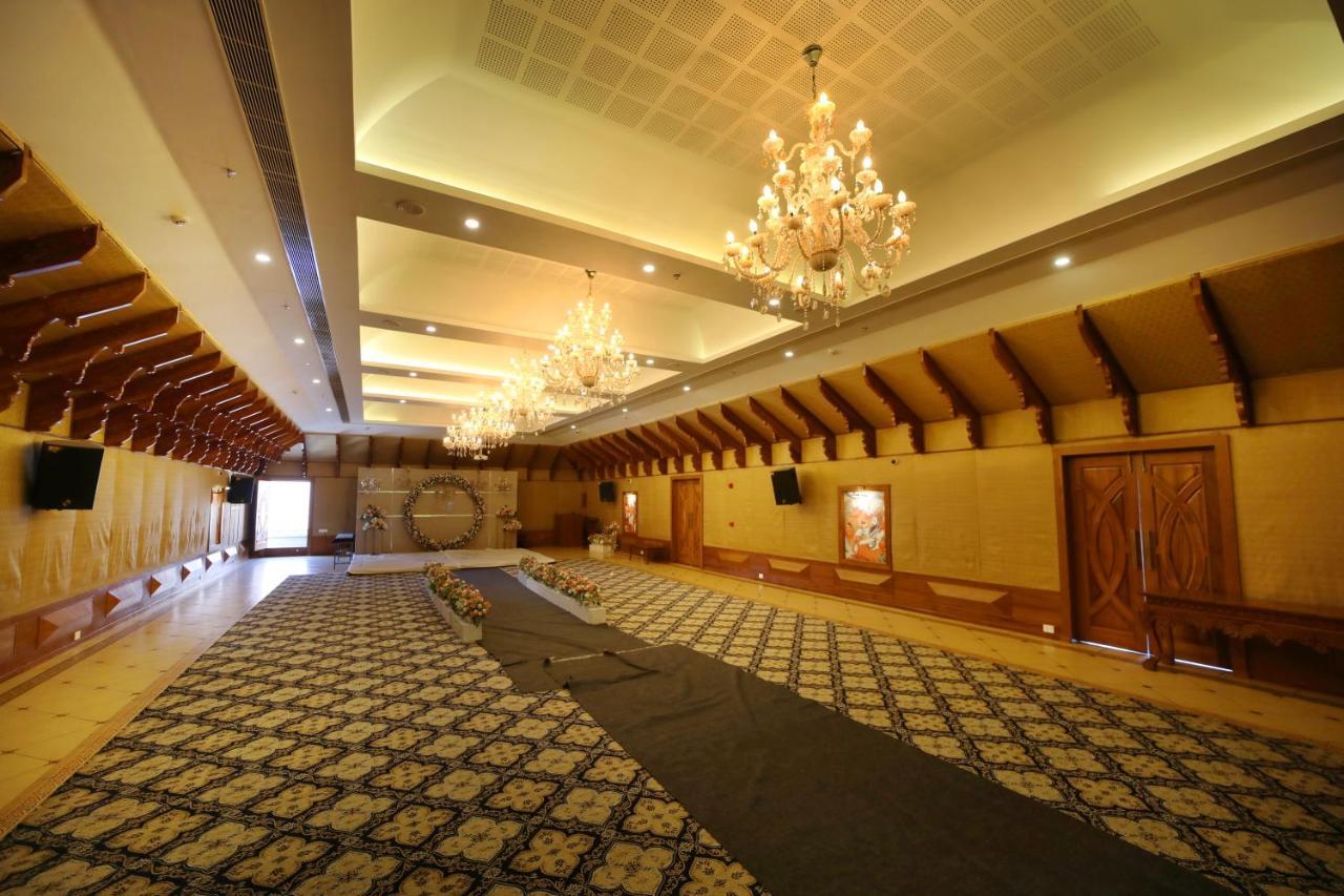 Gokulam Grand Resort & Spa, קומרקום מראה חיצוני תמונה